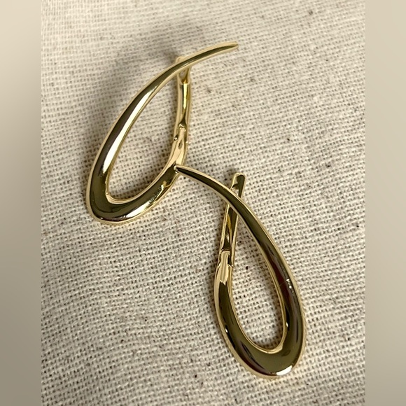 Modern Huggie Earrings 14k Gold Plated Luxury Design Earrings - Picture 8 of 12